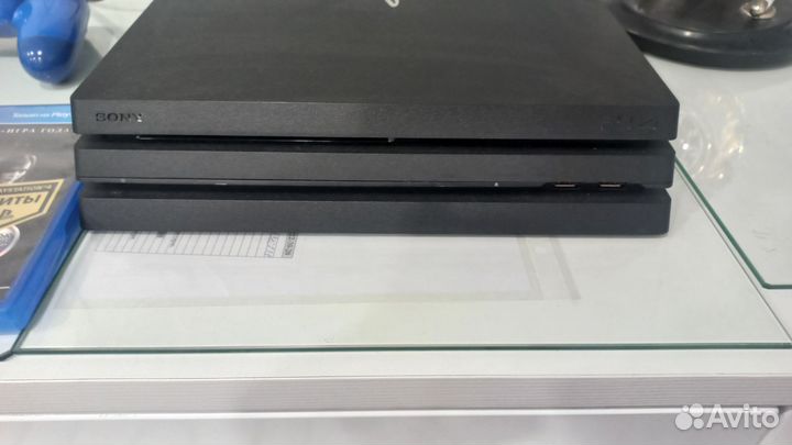 Sony playstation 4 PS4 pro 1tb с играми