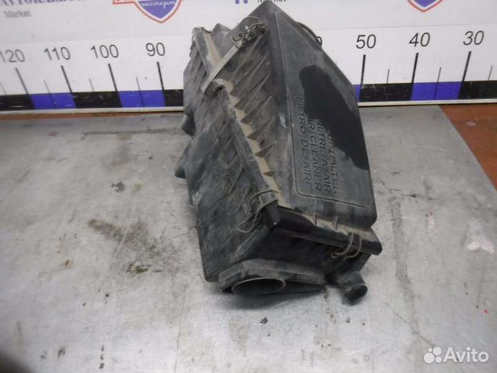 Корпус воздушного фильтра Ford Mondeo 2 1.6 1997