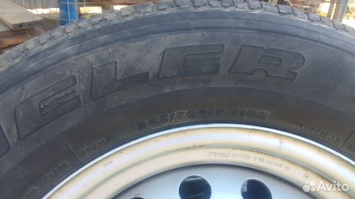 Bridgestone Dueler H/T 684II 245/70 R17