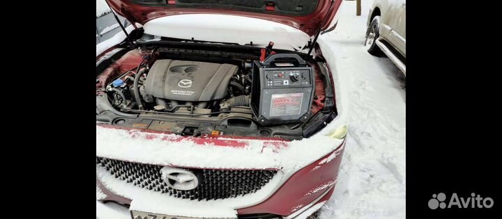 Запуск двигателя автомобиля