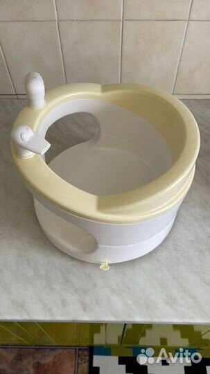 Стульчик для купания в ванной