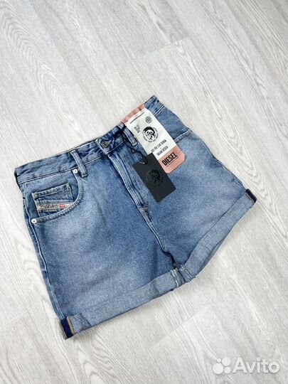 W26 Новые Diesel Шорты