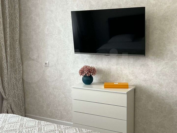 1-к. квартира, 37 м², 13/18 эт.