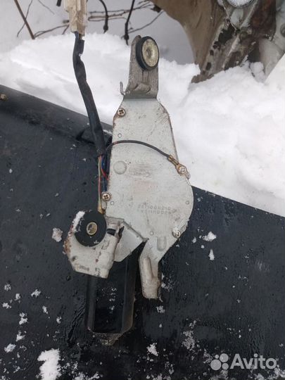 Моторчик заднего дворника Nissan Almera N15