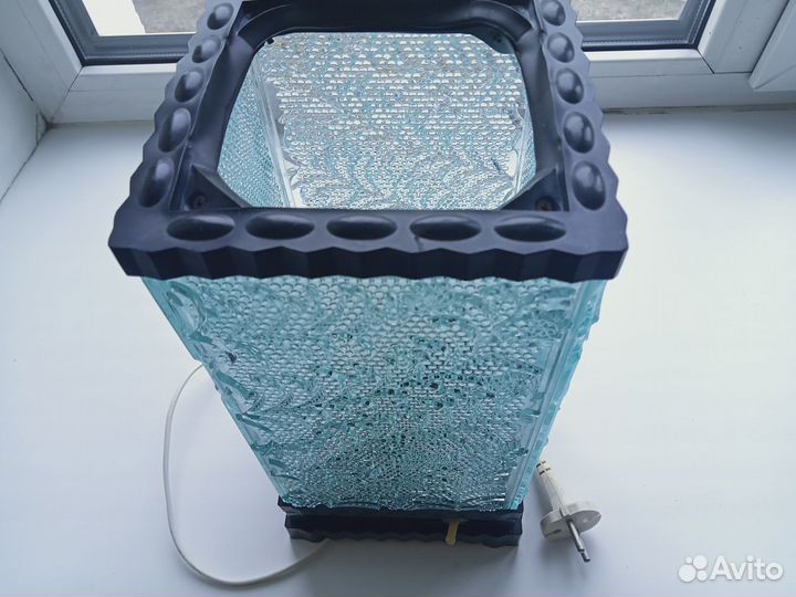 Светильник настольный,люстра 5 ламп