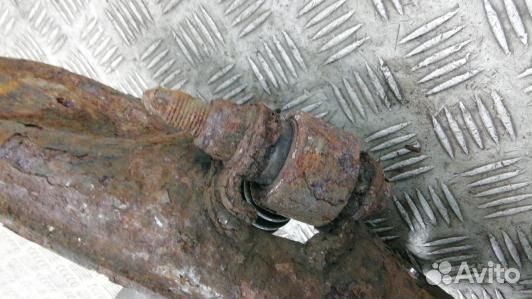 Амортизатор задней балки peugeot 5008 (84X22LX02)