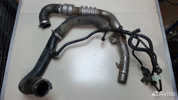 Патрубок интеркулера Ford Explorer, 2013