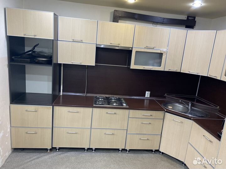 Кухонный гарнитур