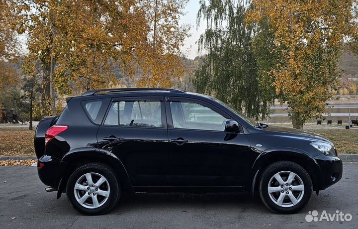 Toyota RAV4 2.4 AT, 2008, 230 000 км