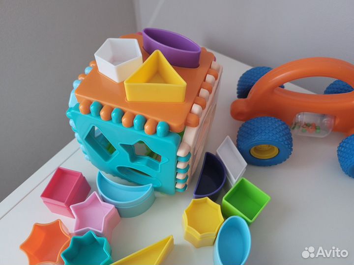 Детские игрушки и книги пакетом