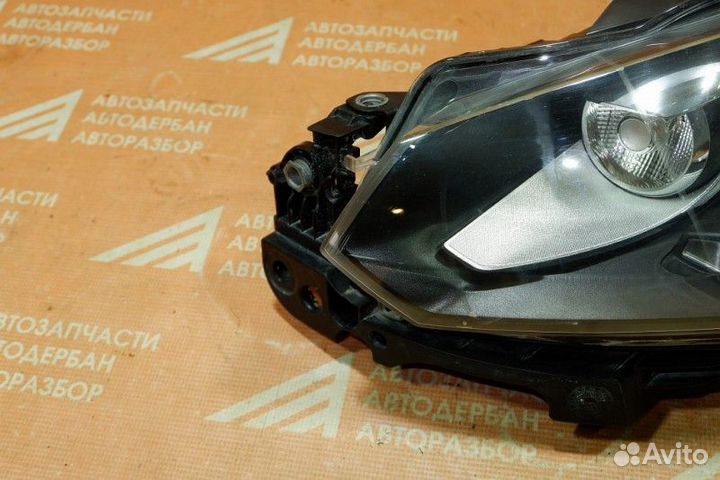 Фара левая, VW Golf VI 2009