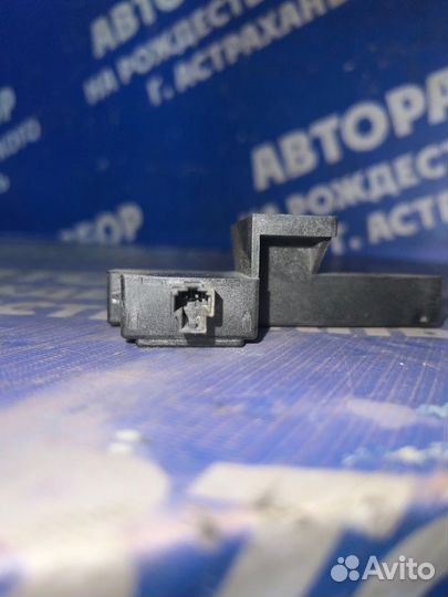 Антенна Audi A7 лифтбэк CGW 2013