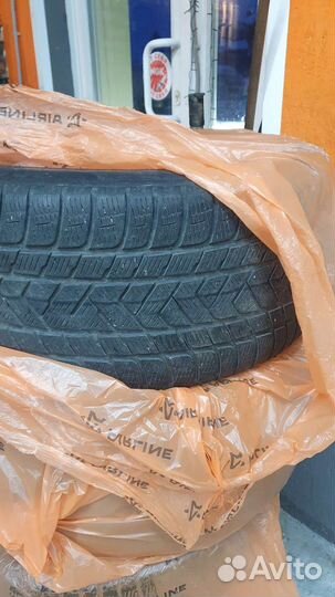 Pirelli Scorpion Winter 295/35 R21