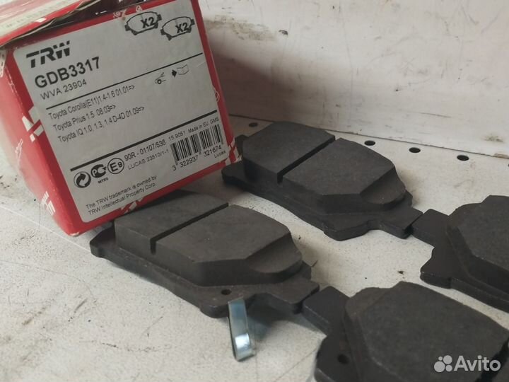 Тормозные колодки Toyota Corolla E120