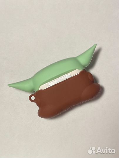 Чехол малыш Йода на Airpods Pro (2)