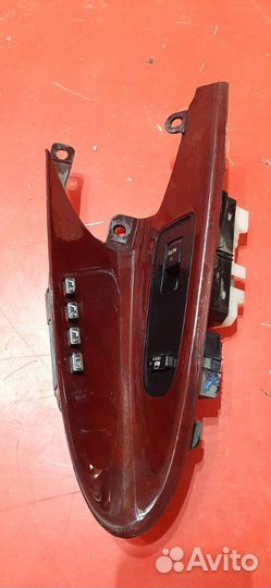 Кнопка стеклоподъемника передняя правая Lexus Rx