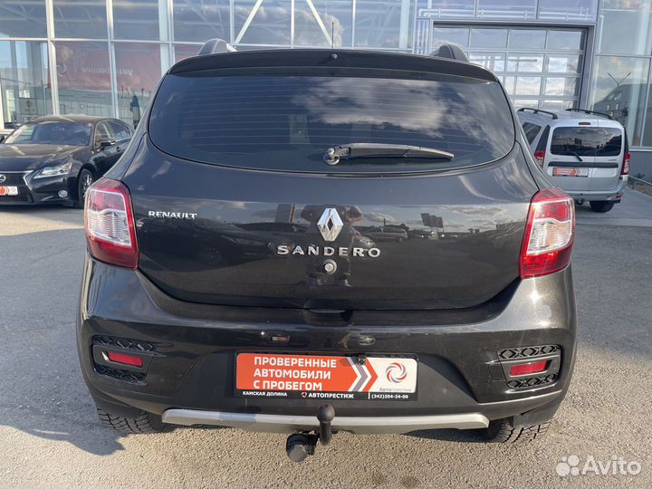 Renault Sandero Stepway 1.6 МТ, 2016, 107 000 км