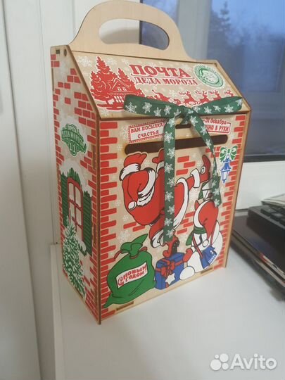 Деревянная коробка для подарка