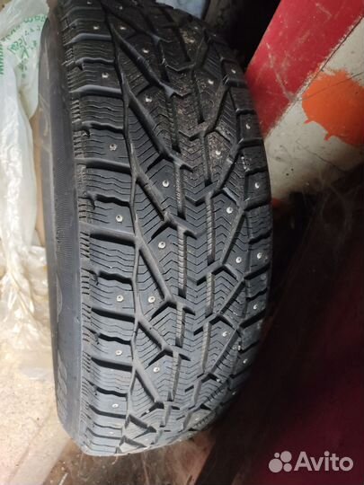 Tigar SUV Ice 225/65 R17 106T