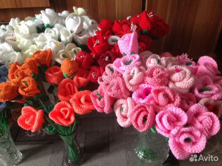 Розы вязанные крючком