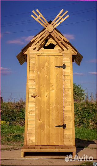 Уличный туалет от производителя HME555