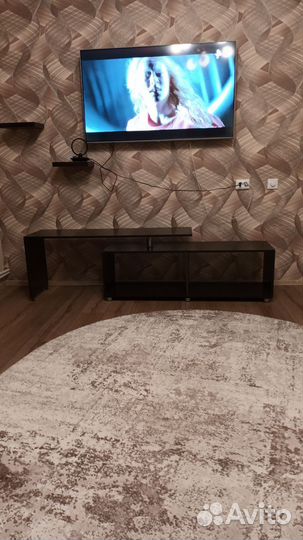 Тумба под тв деревянная