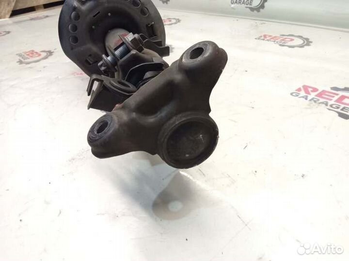 Стойка подвески передняя левая Mercedes-Benz