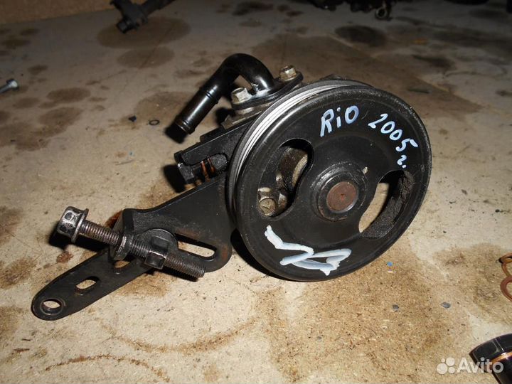 Насос гидроусилителя Hyundai-KIA RIO 2000-2004