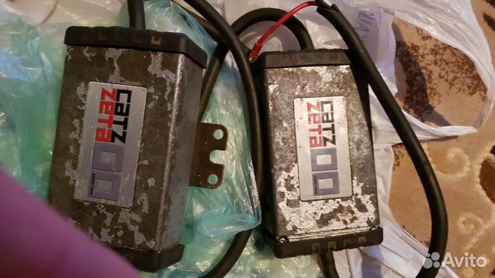 Блоки увеличения напряжения на лампы Н4 catz zeta