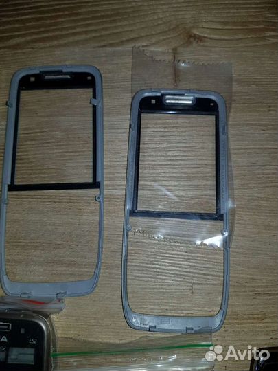 Оригинальные запчасти Nokia e52
