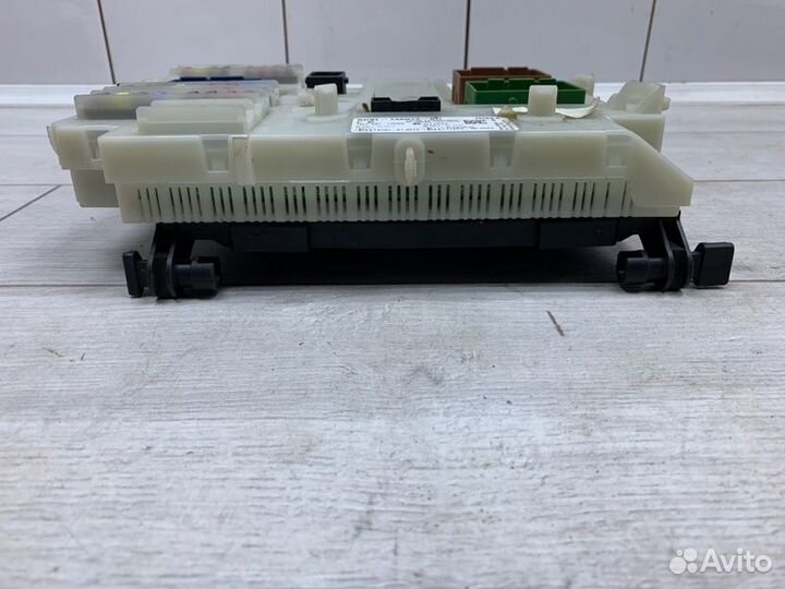 Блок предохранителей Ford S-Max минивэн ufwa 2011