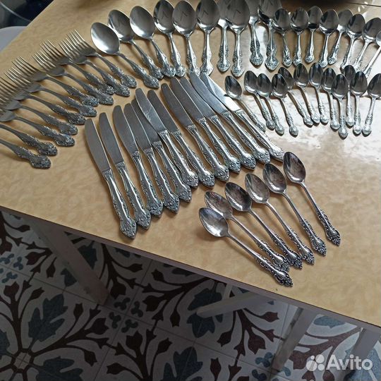 Столовые приборы