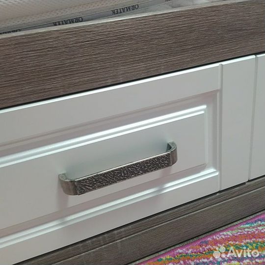 Кровать с матрасом