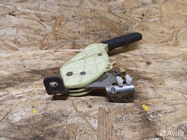 Ручник Ford Focus 1