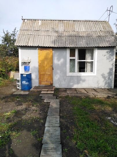 Дача 15 м² на участке 6 сот.