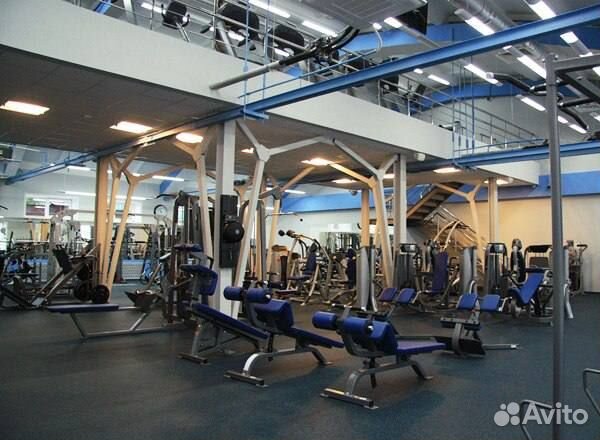 Абонемент в фитнес клуб Maxfit