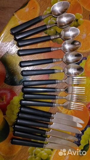 Столовый набор ложки и вилки