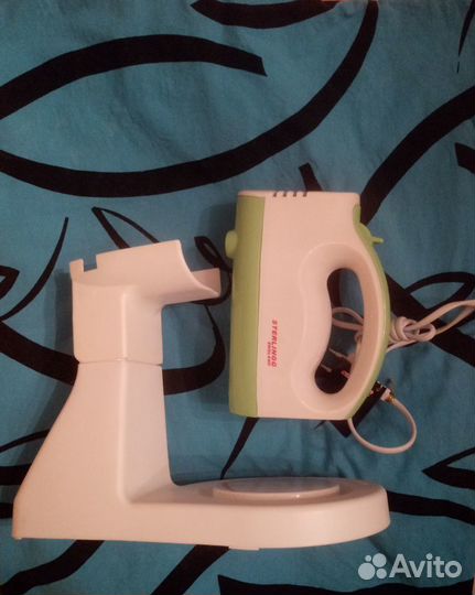 Электромиксер с чашей