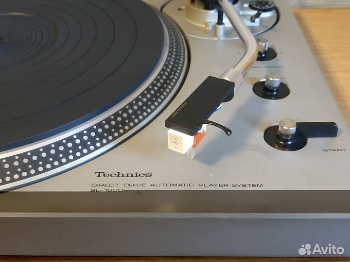 Проигрыватель винила Technics SL-1600 Japan