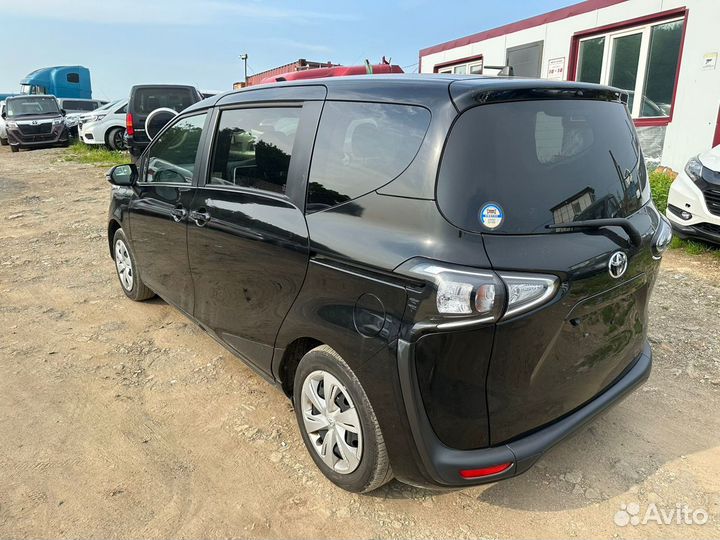 Toyota Sienta 1.5 CVT, 2020, 38 000 км