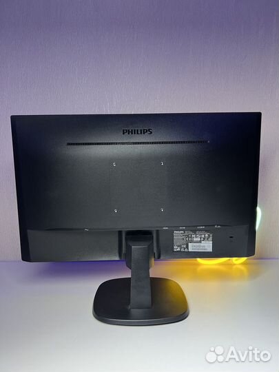 Монитор Philips 24