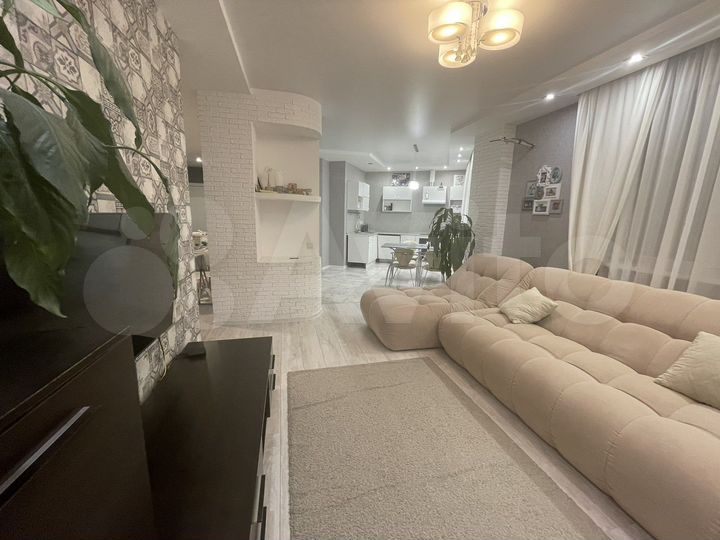 3-к. квартира, 93,5 м², 2/19 эт.