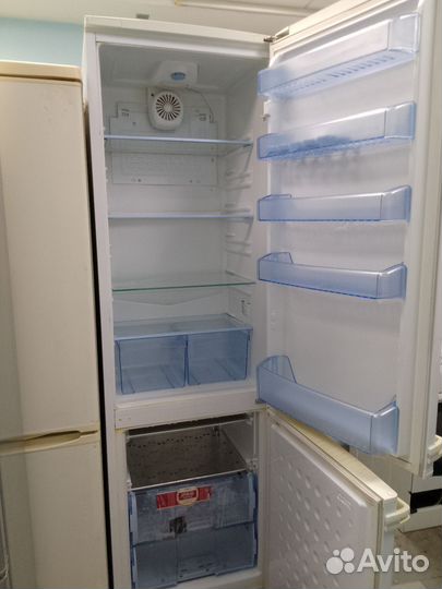 Холодильник Веко 2 метра на гарантии