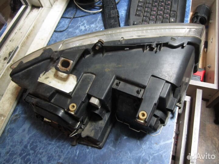 Фары Audi A4 B6 Фара Ауди А4 B6 под ксенон