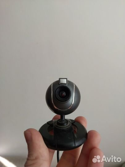 Веб-камера, коврик, hdmi, кабель бп, наушники