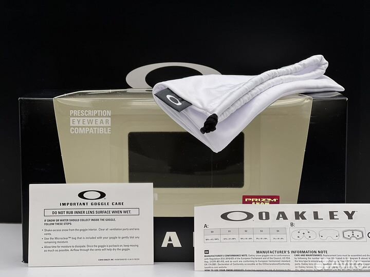 Сноуборд маска Oakley Fall Line M Clear