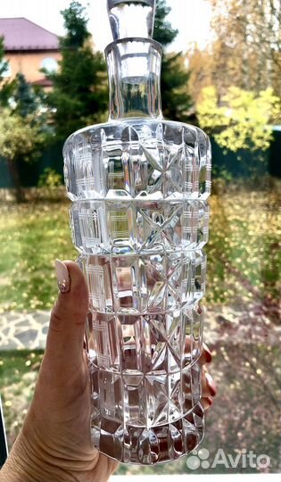 Хрустальный штоф с рюмками