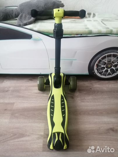 Самокат детский трехколесный