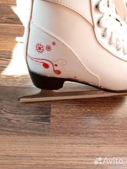 Коньки детские 34 размер