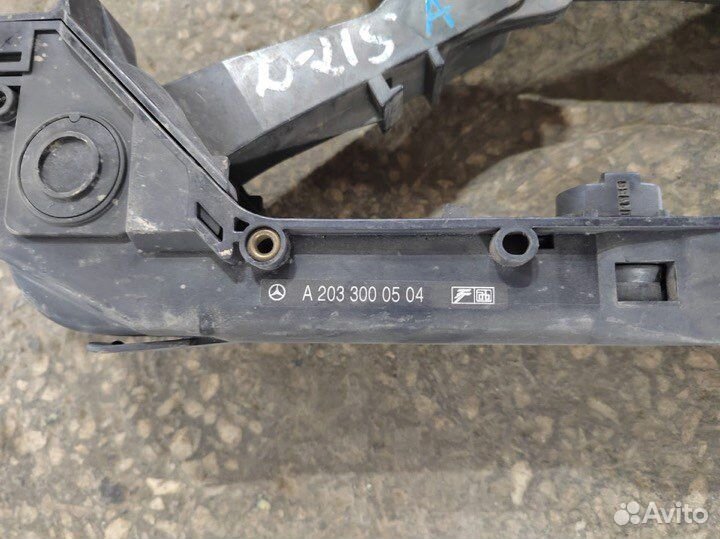 Педаль газа Mercedes W203